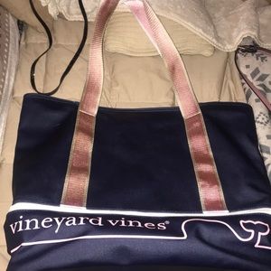 Vineyard Vines gym/beach large tote